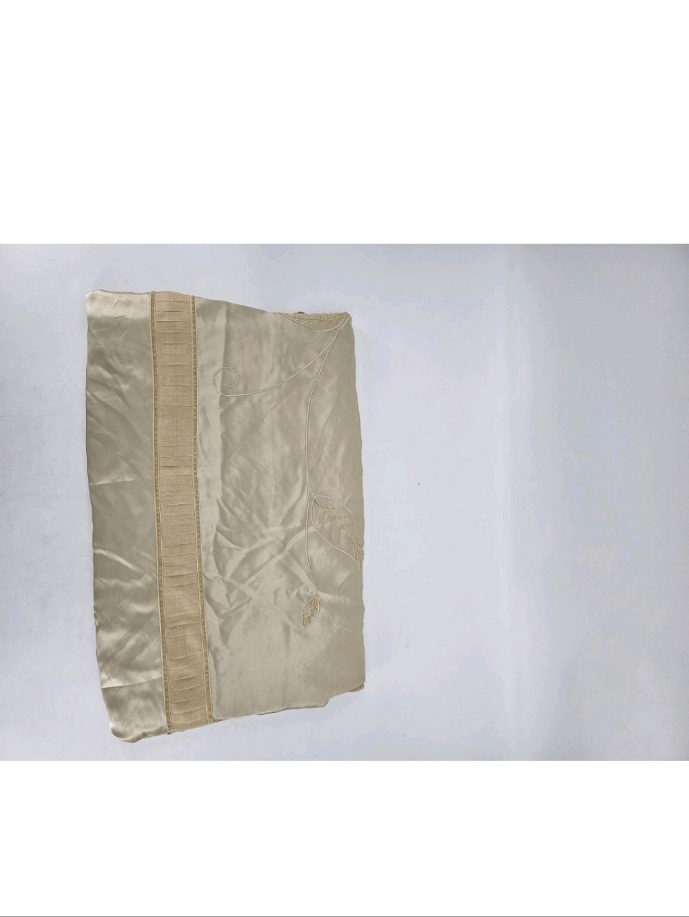 Kumi Kookoon Silk Leaves Embellishments Duvet Cover Beige/gold Queen 92x102 - Picture 6 of 15